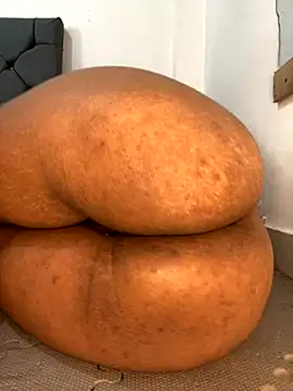 Snapshot of Charlotte_bronxxx chatting on 09-14-25, 06:30 Charlotte bronxxx online show from 09-14-25, 06:30