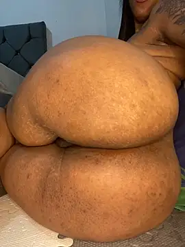 Snapshot of Charlotte_bronxxx chatting on 11-05-25, 10:24 Charlotte bronxxx online show from 11-05-25, 10:24