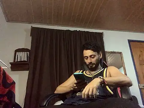 Nooneisthis online show from 05-10-26, 04:16