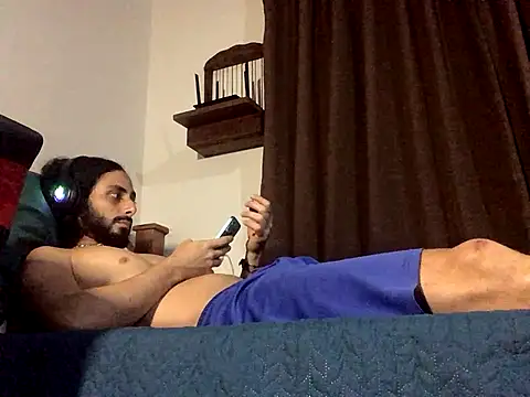 Nooneisthis online show from 10-31-25, 04:53