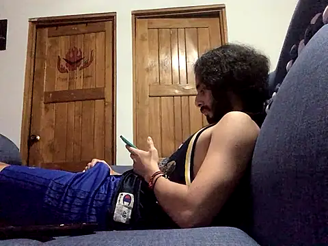 Nooneisthis online show from 10-05-25, 02:13