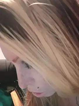 barbieinbondage7 online show from 05-02-26, 12:27