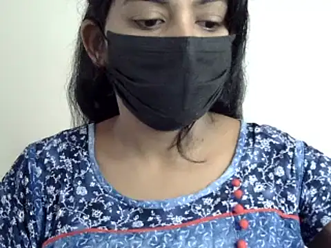 Snapshot of Reddy_Trisha chatting on 02-07-25, 04:06 Reddy Trisha online show from 02-07-25, 04:06