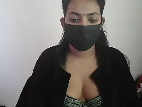 Snapshot of Reddy_Trisha chatting on 02-02-25, 08:45 Reddy Trisha online show from 02-02-25, 08:45