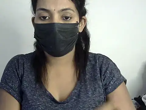 Snapshot of Reddy_Trisha chatting on 01-23-25, 10:32 Reddy Trisha online show from 01-23-25, 10:32