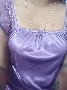 Snapshot of Vedha_Vedhika chatting on 10-03-25, 08:05 Vedha Vedhika online show from 10-03-25, 08:05