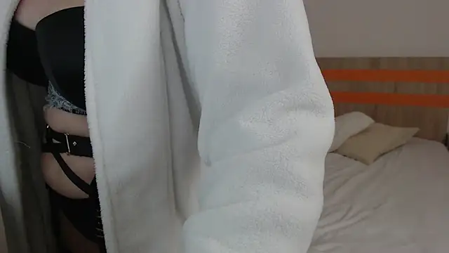 ElizabethRaegan online show from 03-27-26, 08:26