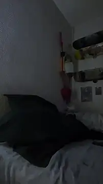 Snapshot of paullliliu chatting on 09-09-25, 08:57 paullliliu online show from 09-09-25, 08:57