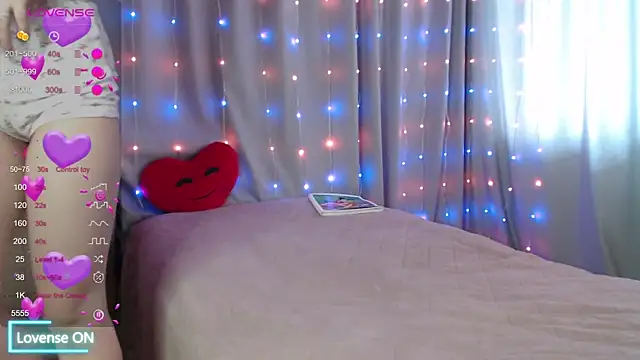 Snapshot of DaddysSluttyGirl2001 chatting on 07-06-26, 06:09 DaddysSluttyGirl2001 online show from 07-06-26, 06:09