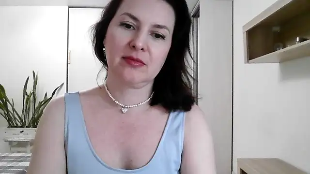 Victoria Glam online show from 09-12-25, 04:29