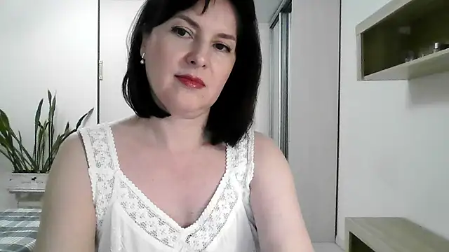 Victoria Glam online show from 09-13-25, 05:24