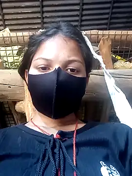 Snapshot of Hoty_maneya chatting on 01-24-25, 09:17 Hoty maneya online show from 01-24-25, 09:17