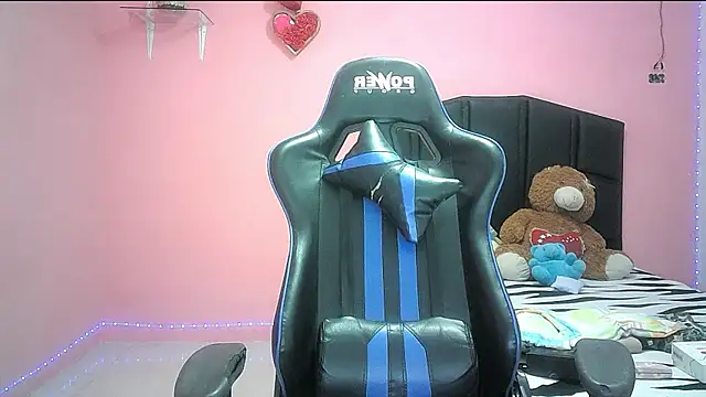 mariana0x online show from 01-11-26, 02:24