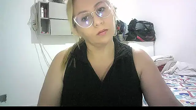 mariana0x online show from 05-17-26, 02:50
