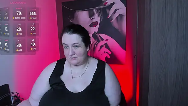 QueenOfHaze online show from 05-06-26, 07:07