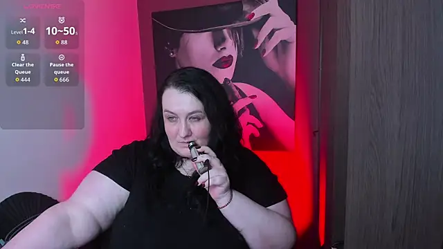 QueenOfHaze online show from 05-20-26, 09:45