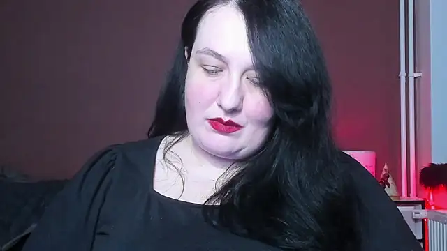 Snapshot of QueenOfHaze chatting on 03-01-25, 04:15 QueenOfHaze online show from 03-01-25, 04:15