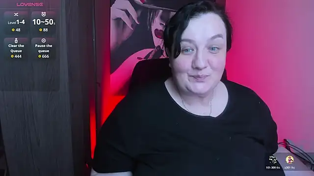 QueenOfHaze online show from 06-10-26, 09:05
