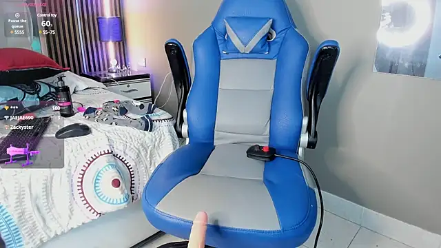 Snapshot of Amberr1 chatting on 03-09-25, 06:17 Amberr1 online show from 03-09-25, 06:17