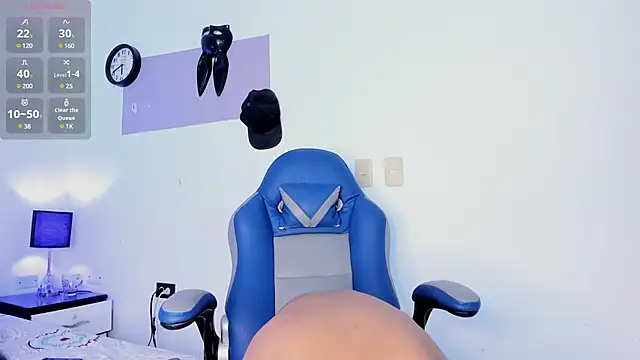 Snapshot of Amberr1 chatting on 02-21-25, 03:21 Amberr1 online show from 02-21-25, 03:21