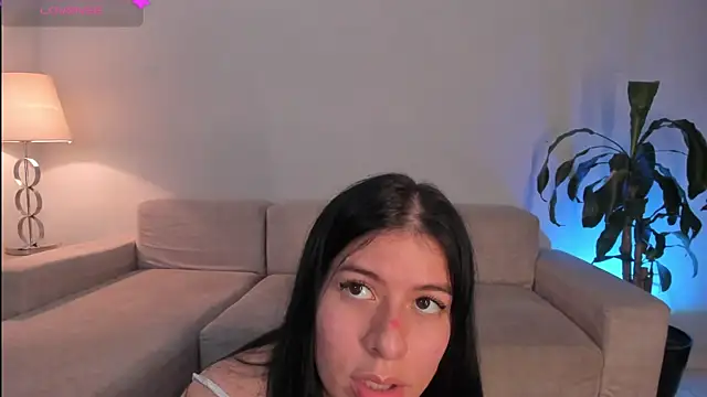 Snapshot of Hannah_Jonhson chatting on 07-10-26, 12:54 Hannah Jonhson online show from 07-10-26, 12:54