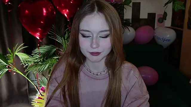 Yo Pixxie online show from 02-16-25, 06:54