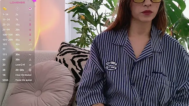 GerberaBlooms77 online show from 03-24-26, 09:48