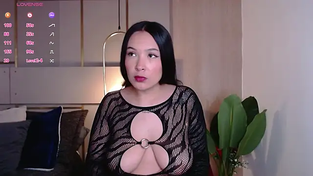 Victoria Collinns online show from 11-20-25, 12:28