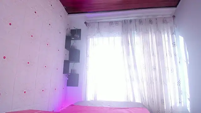 Snapshot of Valka_praskov chatting on 11-29-25, 01:22 Valka praskov online show from 11-29-25, 01:22