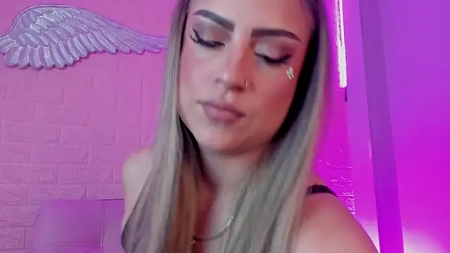 Snapshot of Valka_praskov chatting on 11-18-25, 01:03 Valka praskov online show from 11-18-25, 01:03