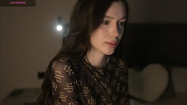 Snapshot of justbarbiee chatting on 05-10-26, 07:05 justbarbiee online show from 05-10-26, 07:05