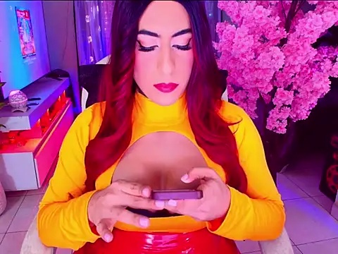 latexgoddes online show from 10-28-25, 05:56