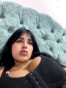 Snapshot of Girl_milk7 chatting on 09-27-25, 05:57 Girl milk7 online show from 09-27-25, 05:57