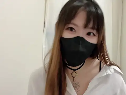 Snapshot of Chu1314 chatting on 03-15-25, 03:37 Chu1314 online show from 03-15-25, 03:37