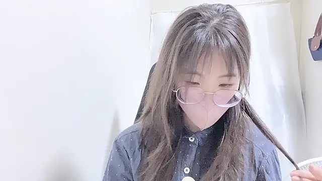 Chu1314 online show from 12-04-25, 02:49