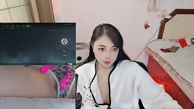 Snapshot of Song_99 chatting on 02-23-26, 12:39 Song 99 online show from 02-23-26, 12:39