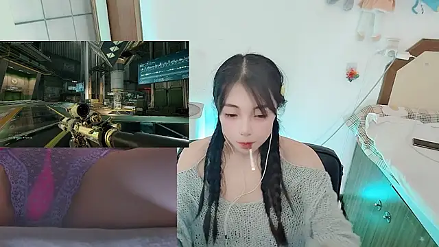 Snapshot of Song_99 chatting on 02-12-26, 05:40 Song 99 online show from 02-12-26, 05:40