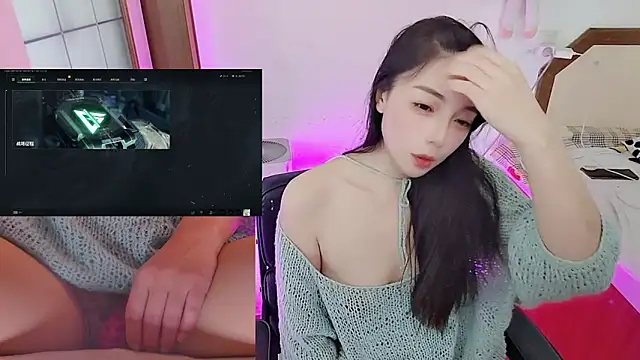 Snapshot of Song_99 chatting on 02-16-26, 04:22 Song 99 online show from 02-16-26, 04:22