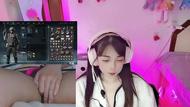 Snapshot of Song_99 chatting on 04-09-26, 06:19 Song 99 online show from 04-09-26, 06:19