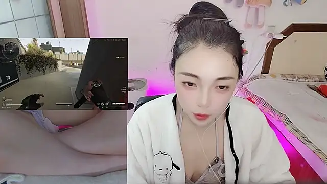 Snapshot of Song_99 chatting on 02-27-26, 04:29 Song 99 online show from 02-27-26, 04:29