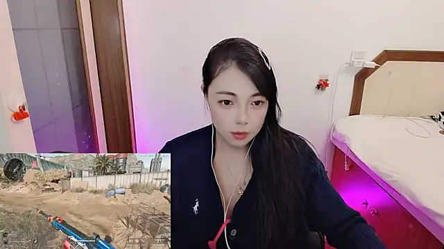 Snapshot of Song_99 chatting on 01-10-26, 05:47 Song 99 online show from 01-10-26, 05:47