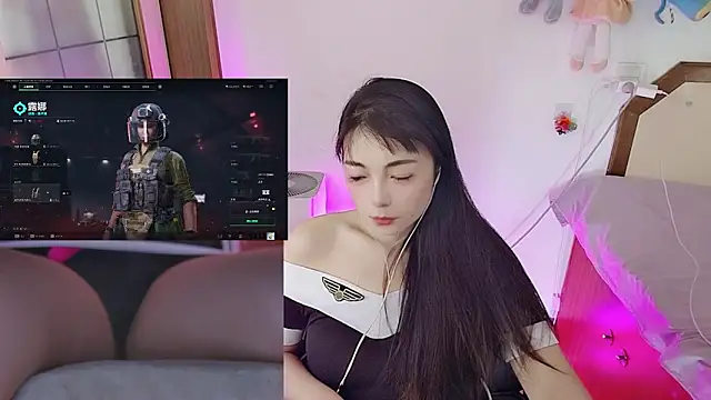 Snapshot of Song_99 chatting on 03-26-26, 04:22 Song 99 online show from 03-26-26, 04:22