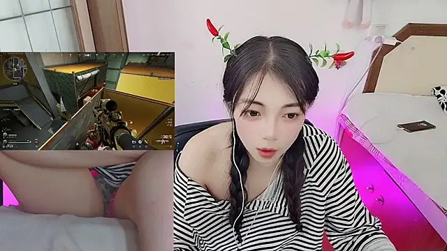 Snapshot of Song_99 chatting on 02-20-26, 06:19 Song 99 online show from 02-20-26, 06:19