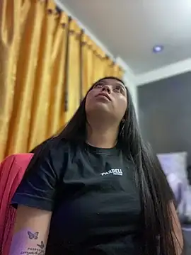 Snapshot of Im-Allysoon chatting on 02-13-25, 03:39 Im-Allysoon online show from 02-13-25, 03:39