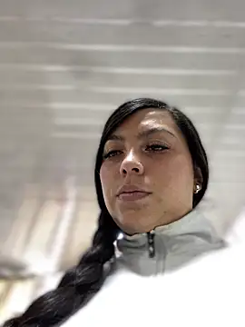 Snapshot of Im-Allysoon chatting on 02-04-25, 09:10 Im-Allysoon online show from 02-04-25, 09:10