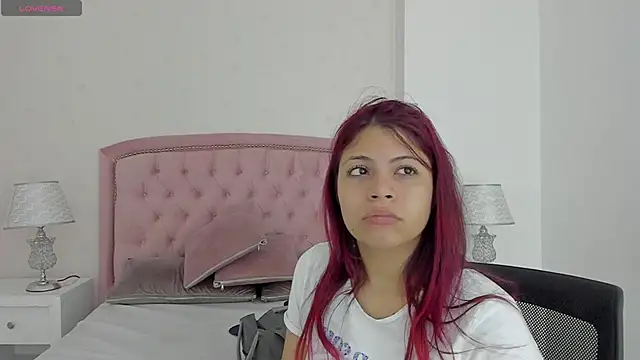 Kendall  Fox online show from 10-02-25, 04:05