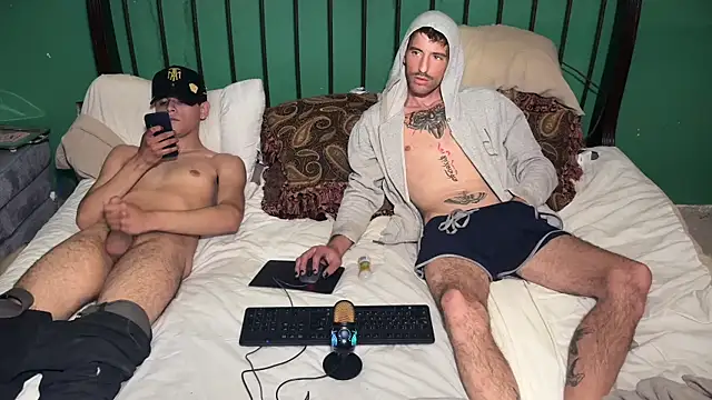 Snapshot of badrolemodelx chatting on 03-09-26, 02:31 badrolemodelx online show from 03-09-26, 02:31