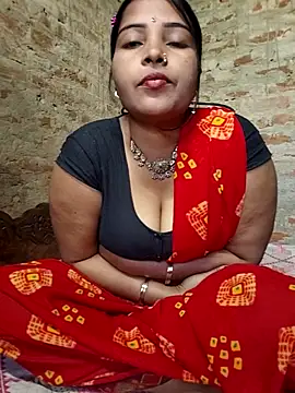 Snapshot of Simrandeshipp chatting on 02-11-26, 05:40 Simrandeshipp online show from 02-11-26, 05:40