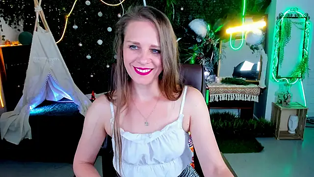 EmiliaBedy online show from 05-13-26, 09:16