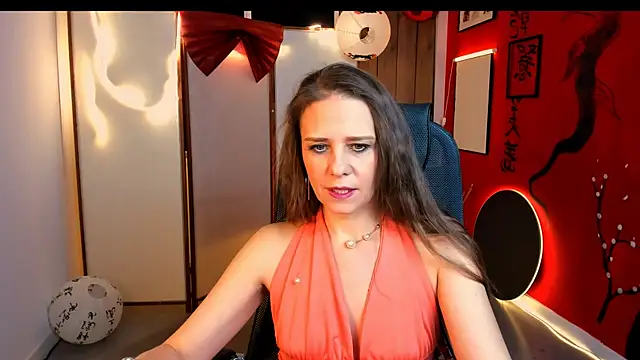 EmiliaBedy online show from 12-22-25, 09:09